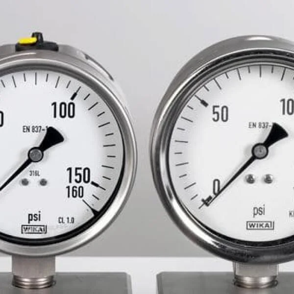 Thiết bị đo áp suất nước: Tầm quan trọng và ứng dụng